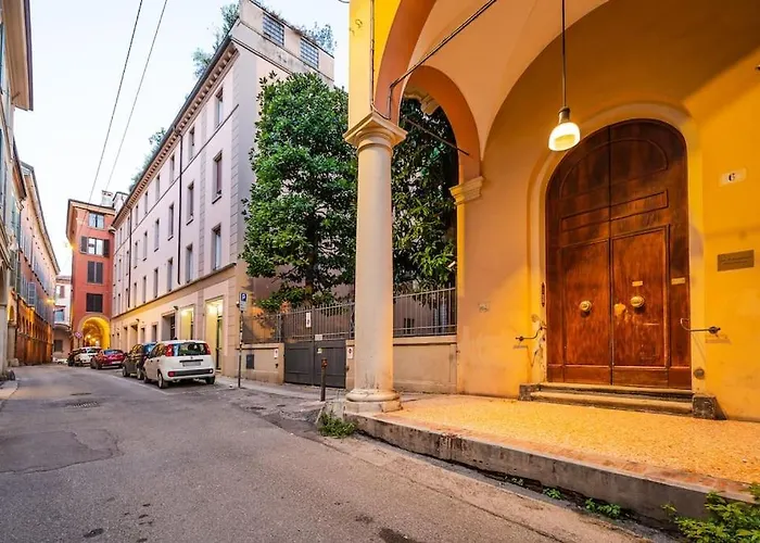 Garden Piazza Maggiore Апартаменты