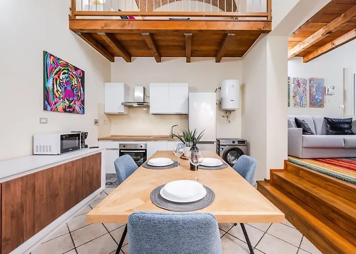 Garden Piazza Maggiore *