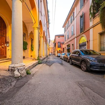 Garden Piazza Maggiore Apartament *